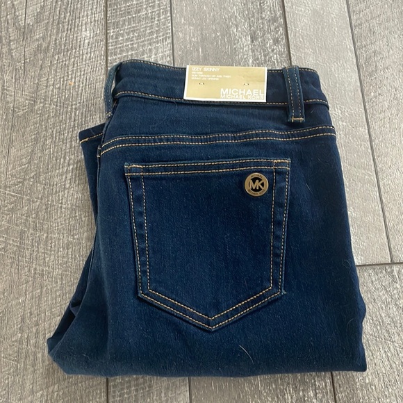Michael Kors Izzy Skinny Jeans Size 6 New with Tags